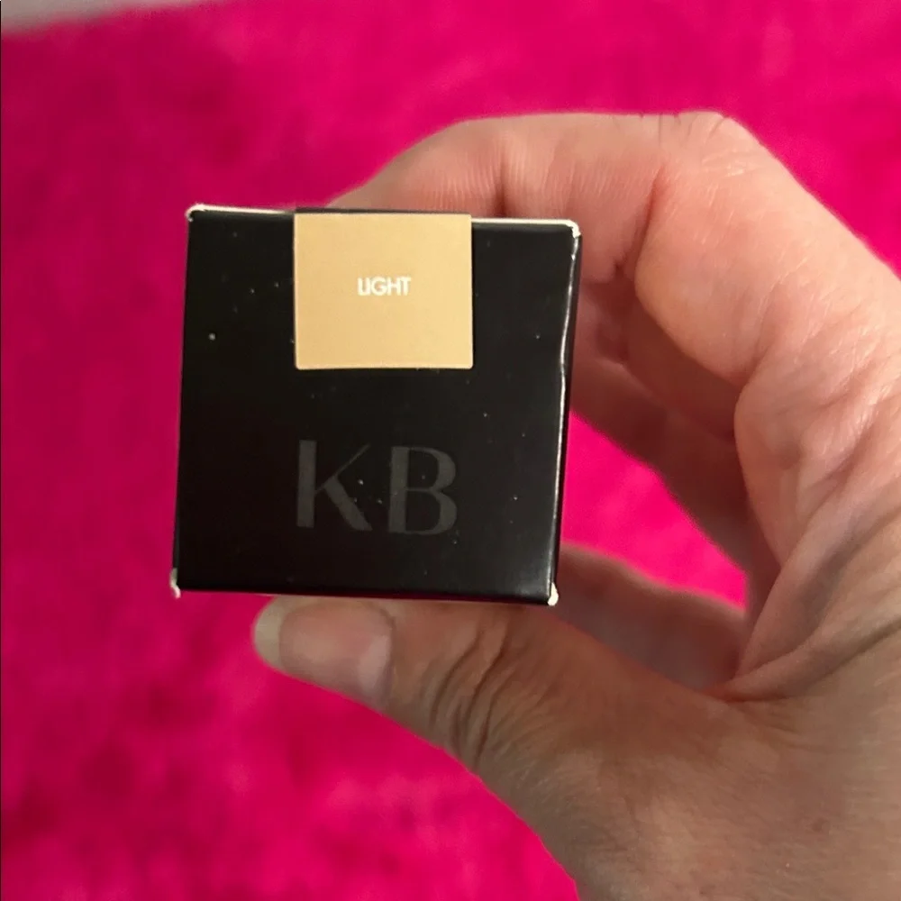 Kristofer Buckle Triplicity Foundation Stick - Cream light